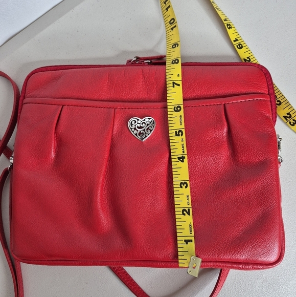 Brighton Red Pleated Leather Crossbody w/ Adjustable Strap and Padded Sides - Picture 14 of 14